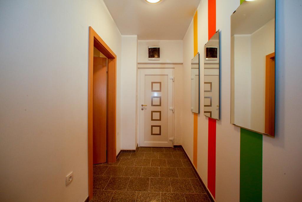Beach Apartments Сень Екстер'єр фото